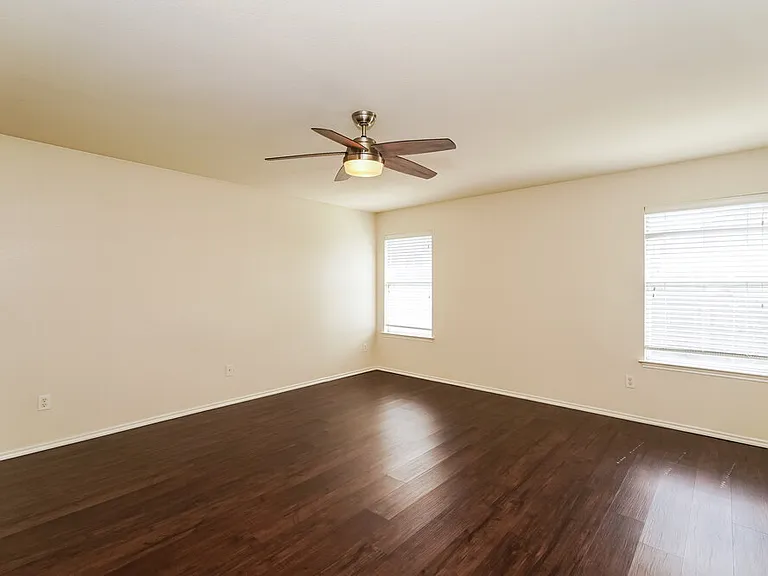 6708 Friendsway Dr — Photo 10