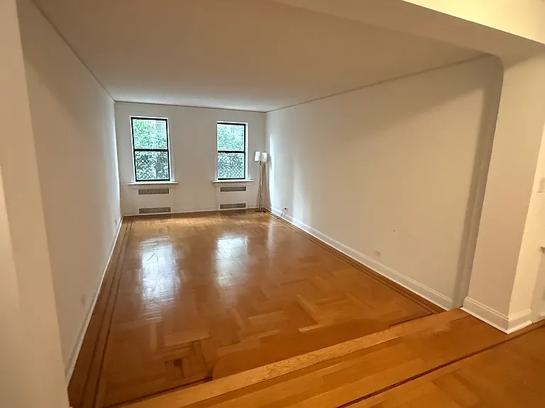 331 E 71st St #1J — Photo 3