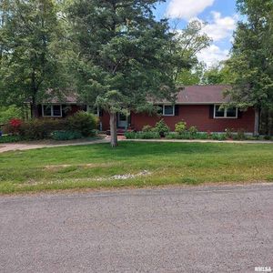 720 Lakeview Dr, Creal Springs, IL, 62922