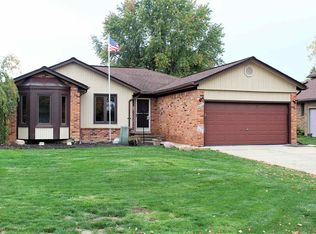 20772 Truax Ln, Clinton Township, MI