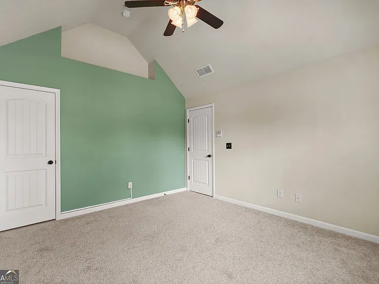 882 Nestling Dr — Photo 33