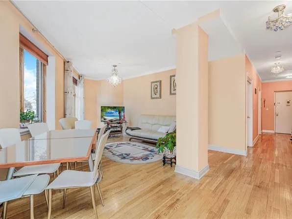 197 Bay 47th St APT 5, Brooklyn, NY 11214