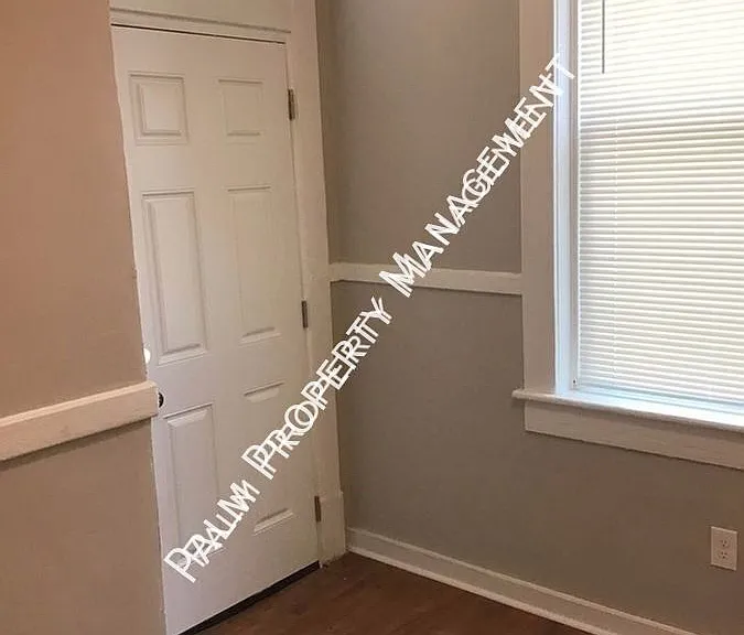 1018 E Anderson St #1B — Photo 7