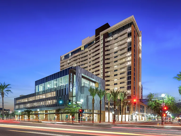Union Tempe — Photo 34