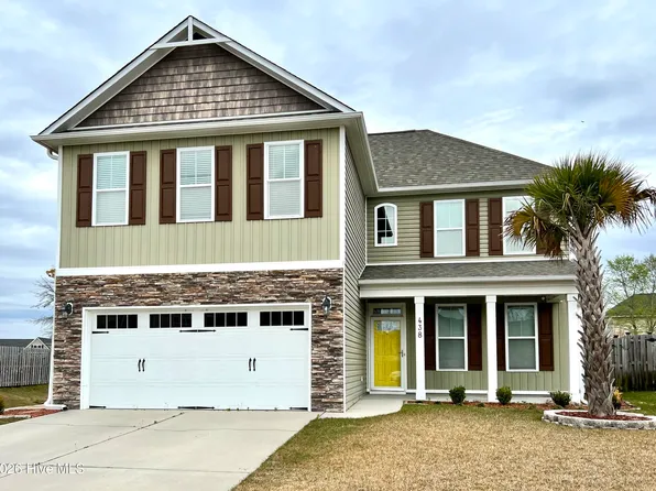 438 Riviera Dr, Wilmington, NC 28411