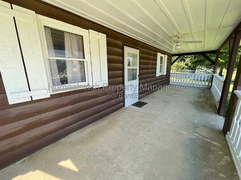 6132 State Route 162 — Photo 12