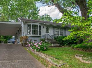 10125 College Hill Rd, Ooltewah, TN 37363