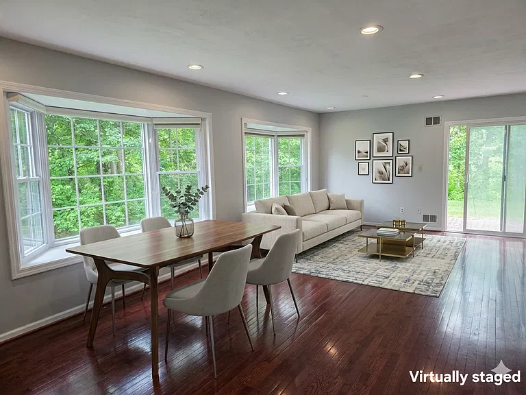 17 Palm Ct — Photo 1