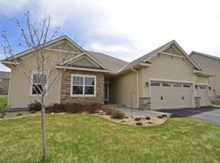 3958 Landings Dr, Saint Bonifacius, MN 55375