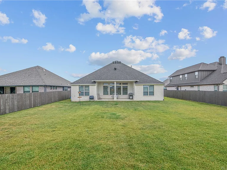 4309 Batona Ct — Photo 28