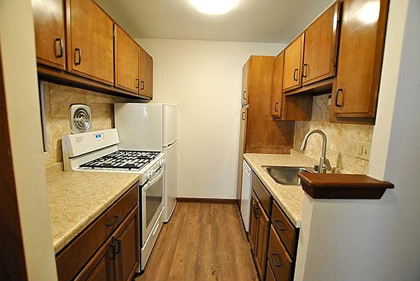 1st image of 2545 N Frederick Ave #112