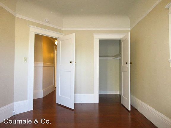5th image of 1426 Waller St APT 2