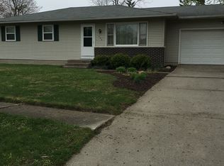 538 Apache Ln, Lowell, IN 46356