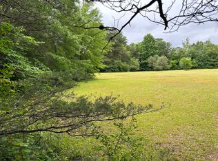 1469 32nd St SW, Hickory, NC 28602