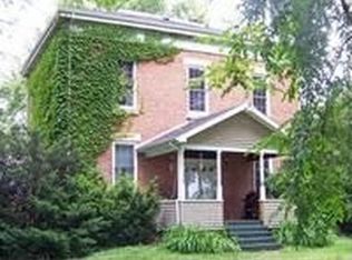 4717 E 29th Rd, Sandwich, IL 60548