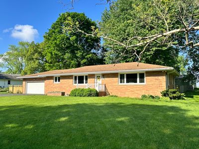 211 Brookview Dr, Farmer City, IL, 61842
