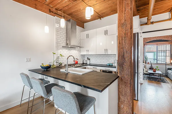 Rented by Corcoran | media 20