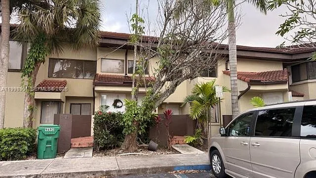Building Photo - 9691 SW 138th Ave #QC2L
