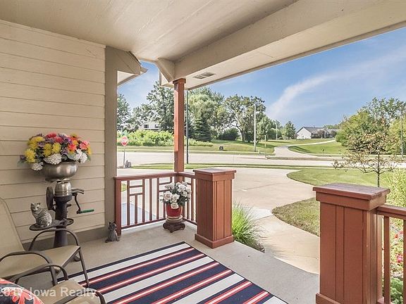 2nd image of 6202 Waterford Ct