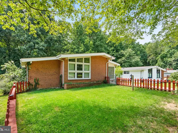 318 Hillsboro Dr, Silver Spring, MD 20902