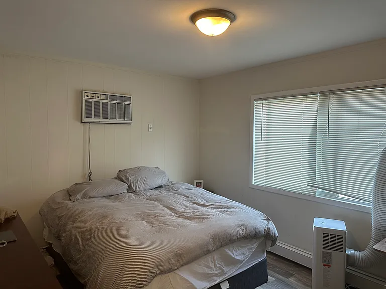 31 Illinois Ave #1 — Photo 13