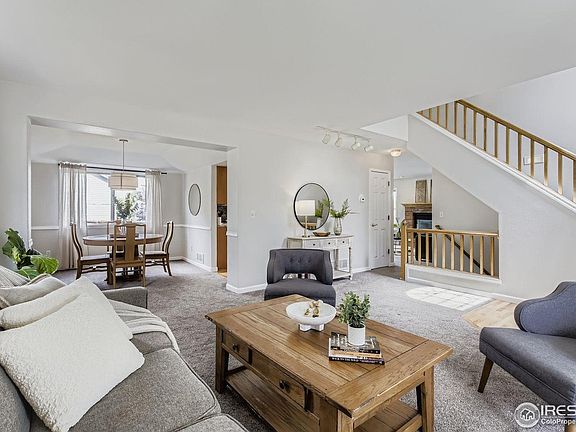 5th image of 306 Saturn Dr