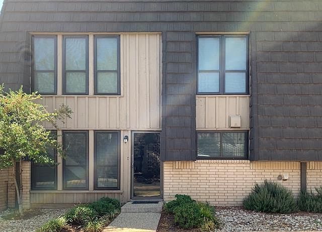 1st image of 2100 W Wadley Ave