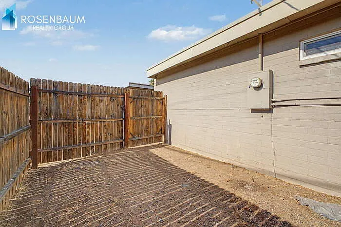 1925 W Village Dr #2 — Photo 17