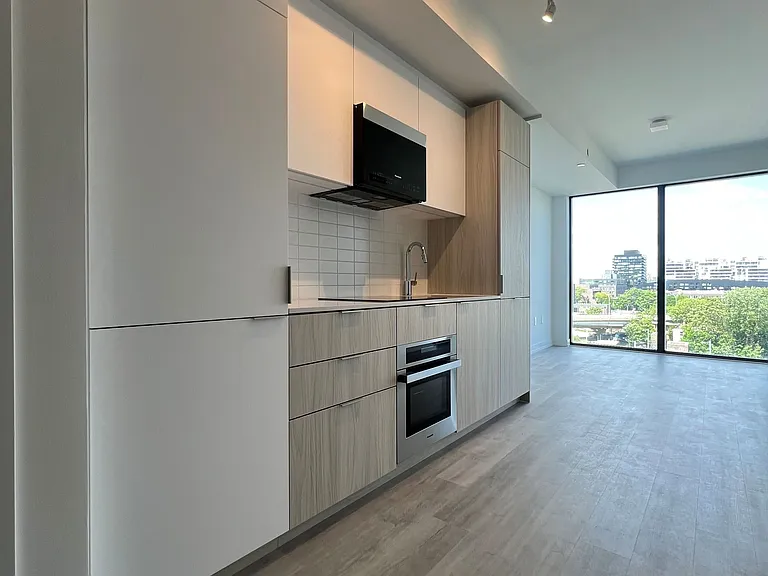 28 Eastern Ave #707 — Photo 5
