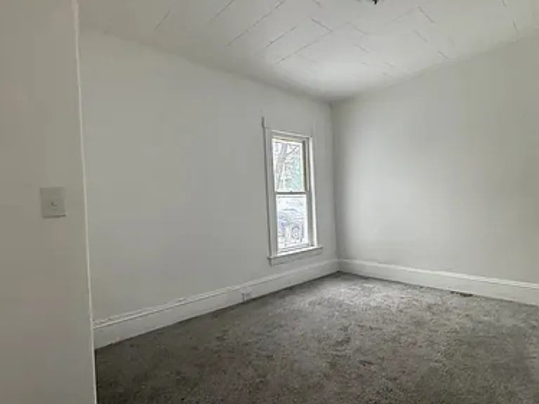 28 Notre Dame Ave #1 — Photo 27