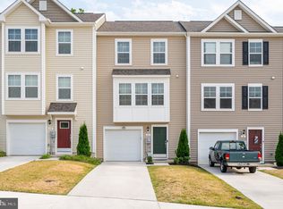 64 Tate Manor Dr, Charles Town, WV 25414