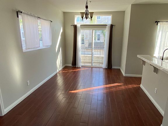 4th image of 6370 Akins Ave