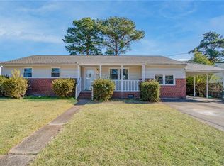 613 Nottingham Rd, Portsmouth, VA 23701