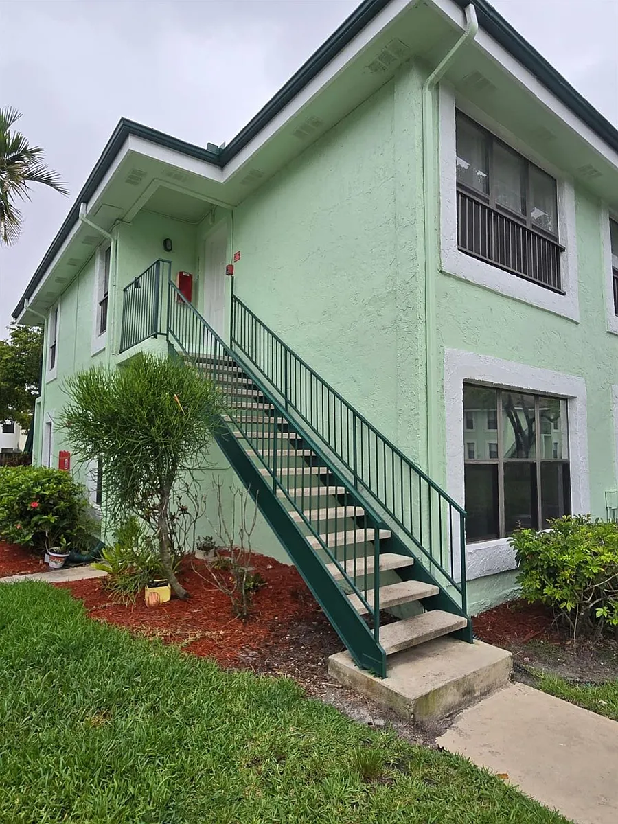 Building Photo - 8775 NW 39th St #8775