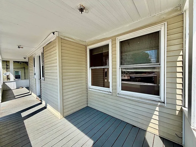 18 Bigelow St #18 — Photo 13