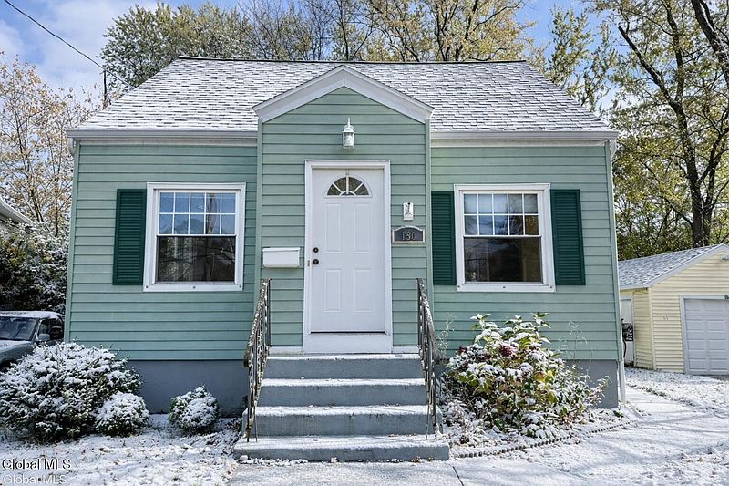 2nd image of 150 Gifford Road