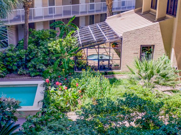 2nd image of 6905 Thomas Dr Unit 305