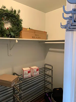 Rented by Irene Mihalios, LREB | media 17