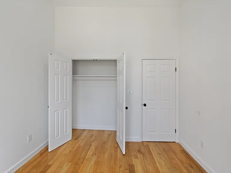 724 Marcy Ave #3 — Photo 9