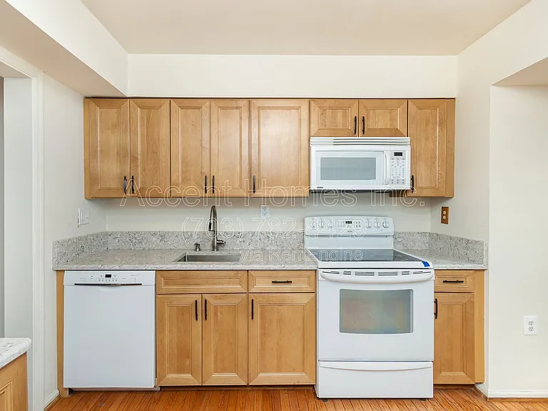 2514 S Arlington Mill Dr #C — Photo 8