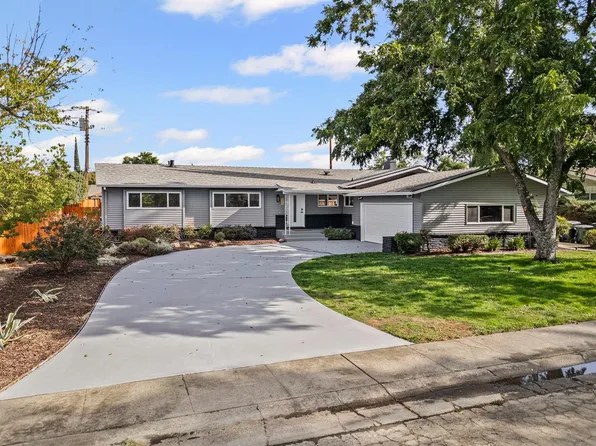 6877 Buena Terra Way, Sacramento, CA 95831