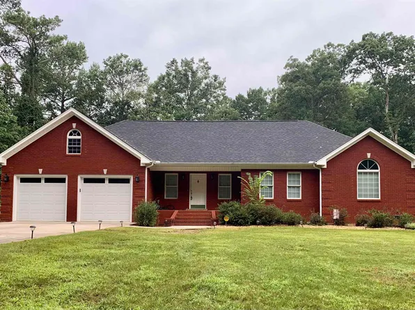 3399 Clark Ln, Tuscumbia, AL 35674