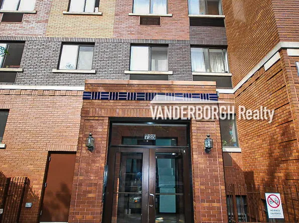 725 E 9th St APT 6D, New York, NY 10009