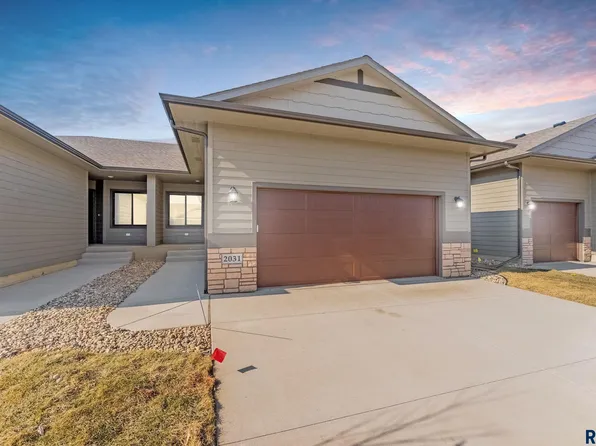 2031 S Sonoma Pl, Sioux Falls, SD 57106