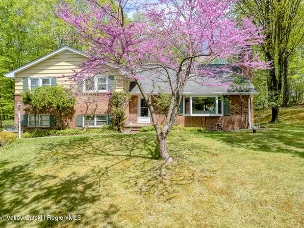 152 Flower Hill, Kingston, NY 12401