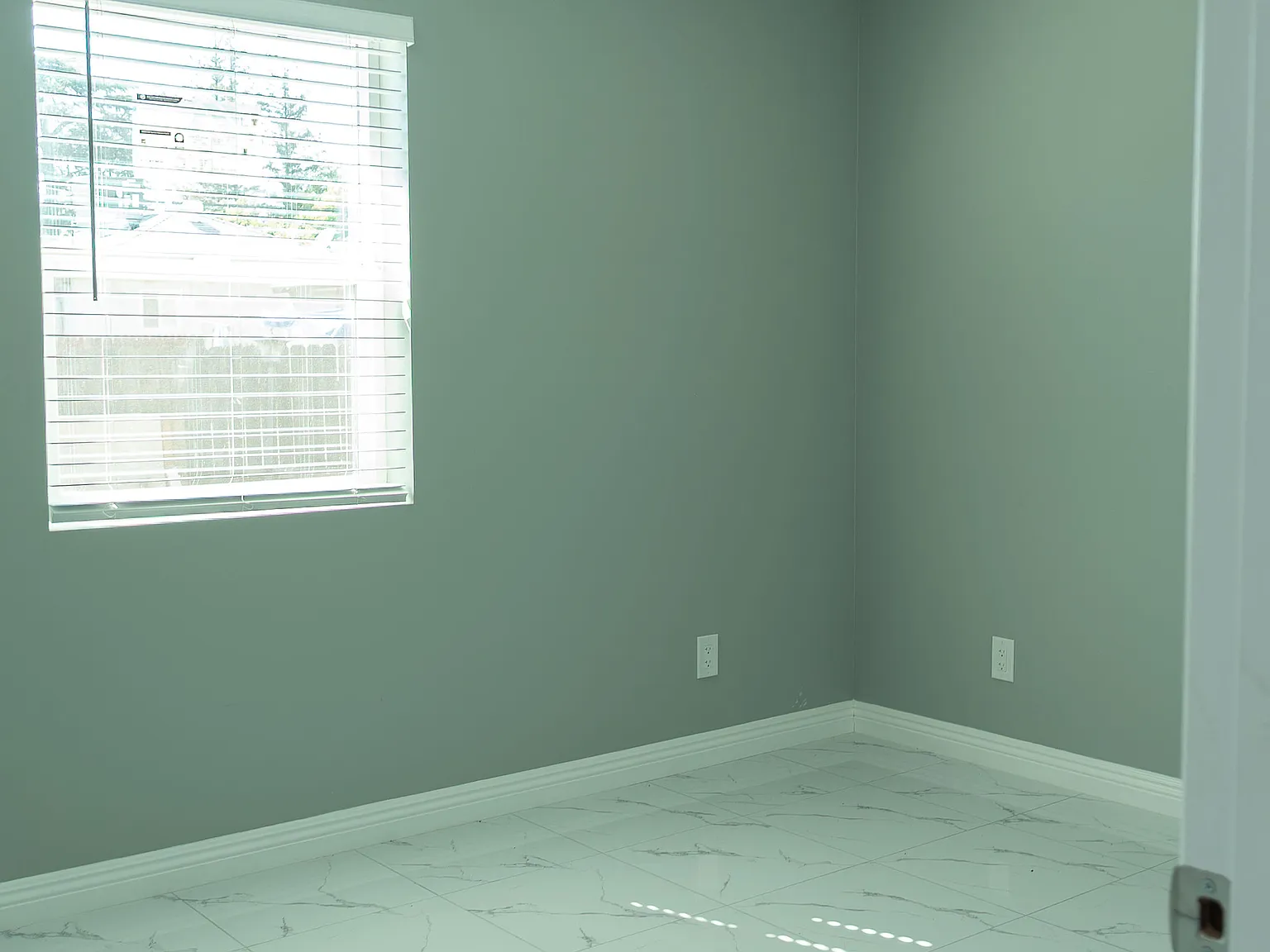 2 bed, 875 sqft, $1,850 — Photo 4