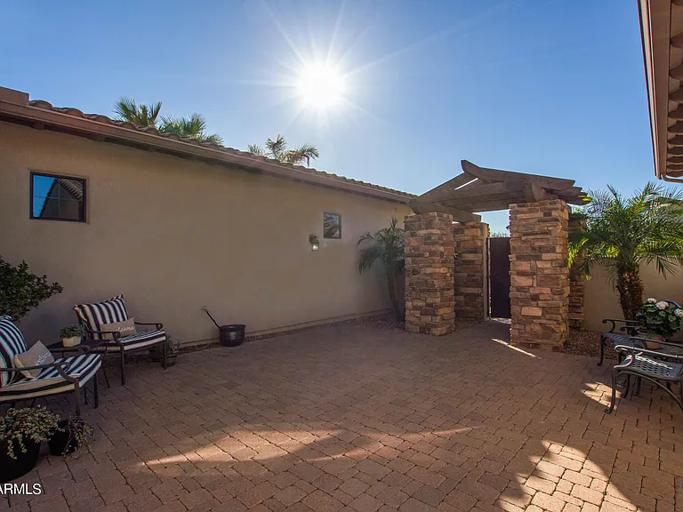 885 W Palo Brea Dr — Photo 6