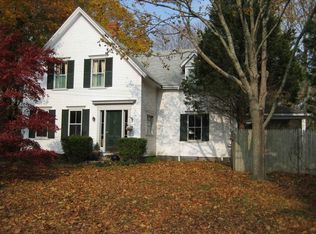 11 Music St, Vineyard Haven, MA 02568