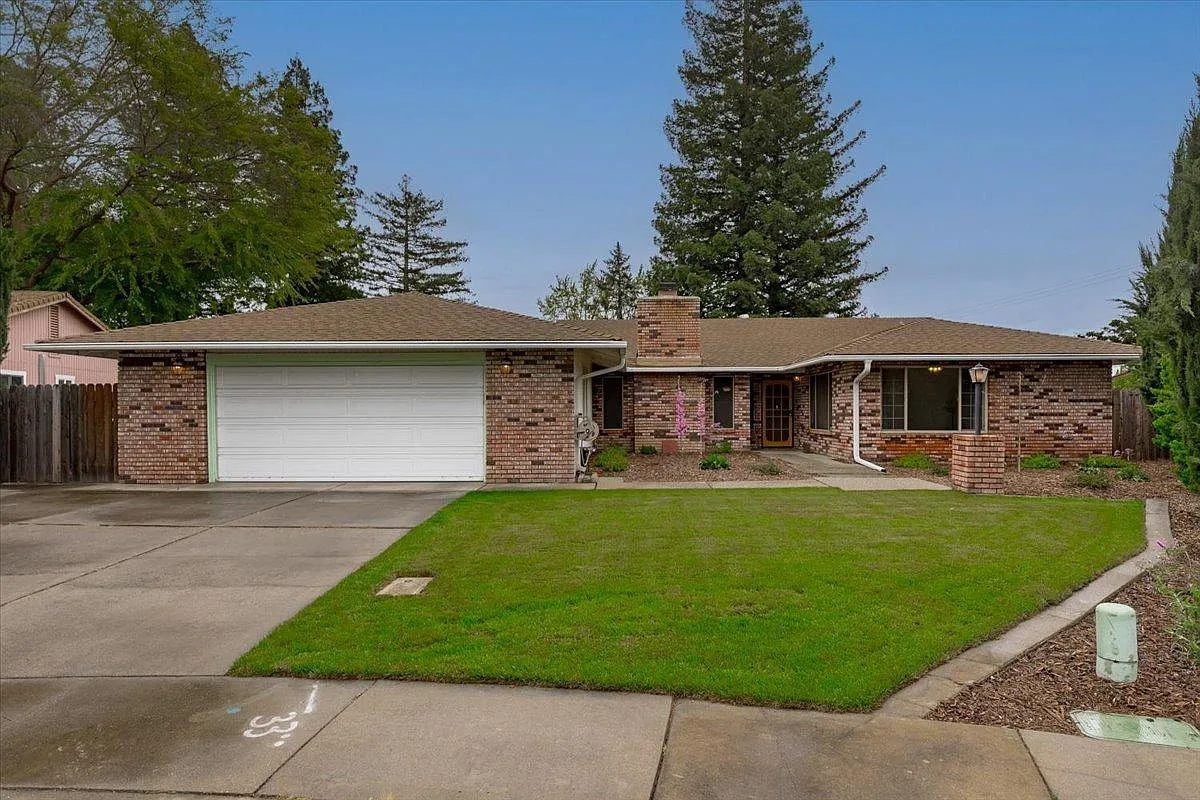 1578 Arroya Grande photo 1