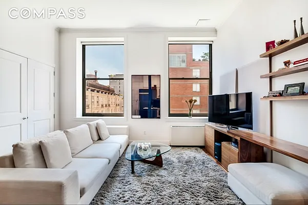 Rented by Compass | media 10